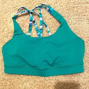 Lululemon Energy Bra *Medium Support B-D Cups